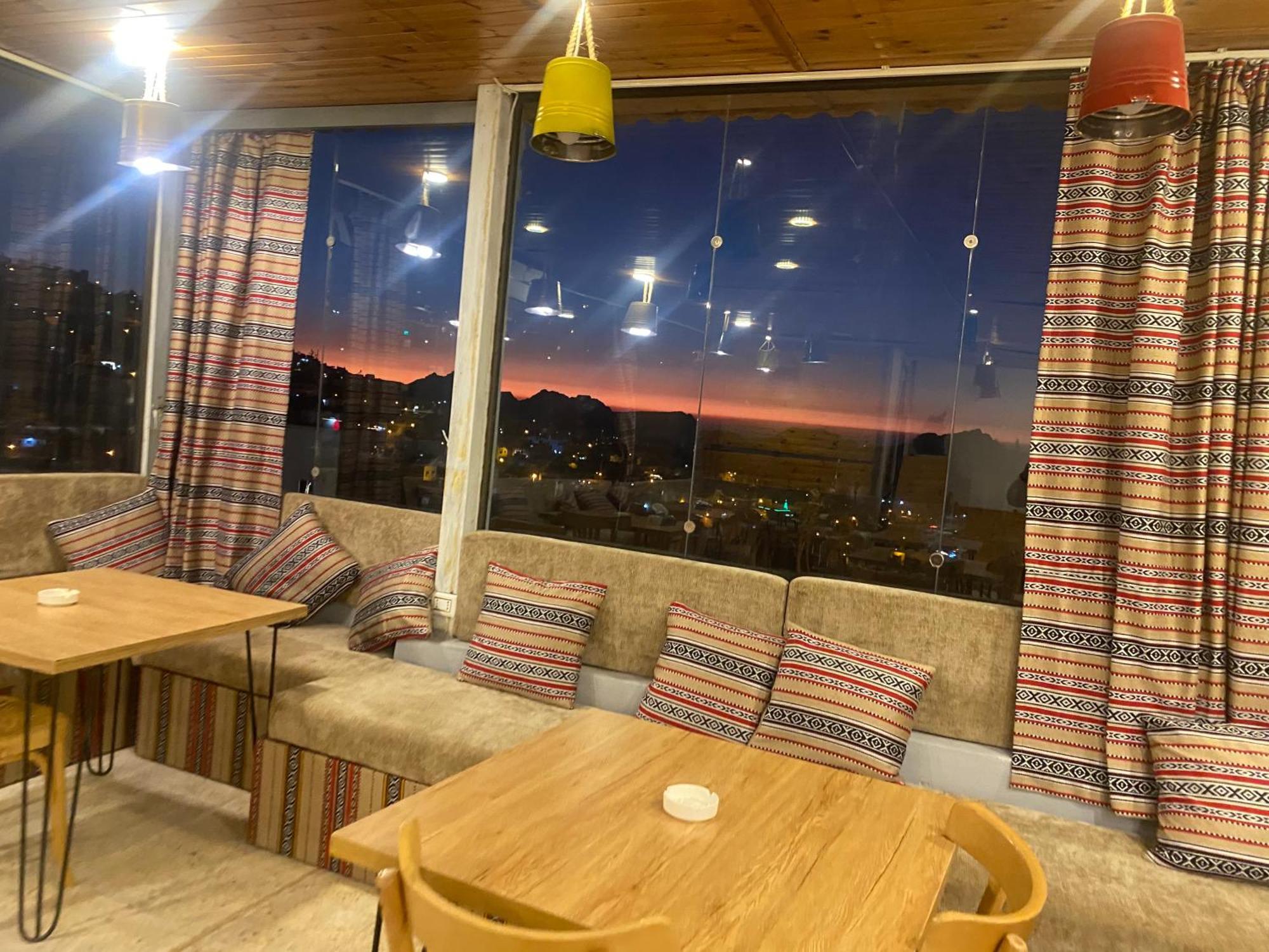 Raqeem Hotel Wadi Musa Bagian luar foto