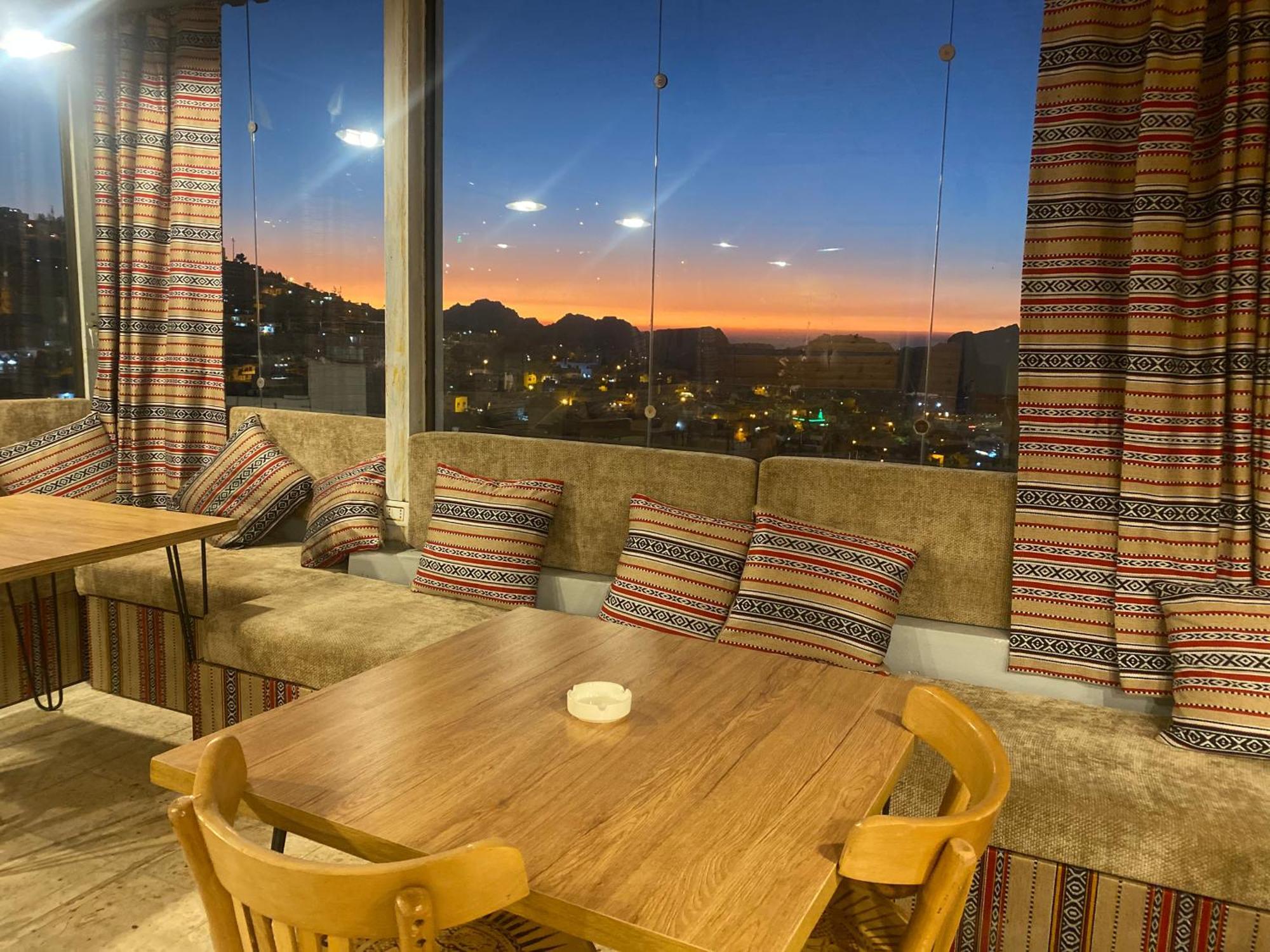Raqeem Hotel Wadi Musa Bagian luar foto