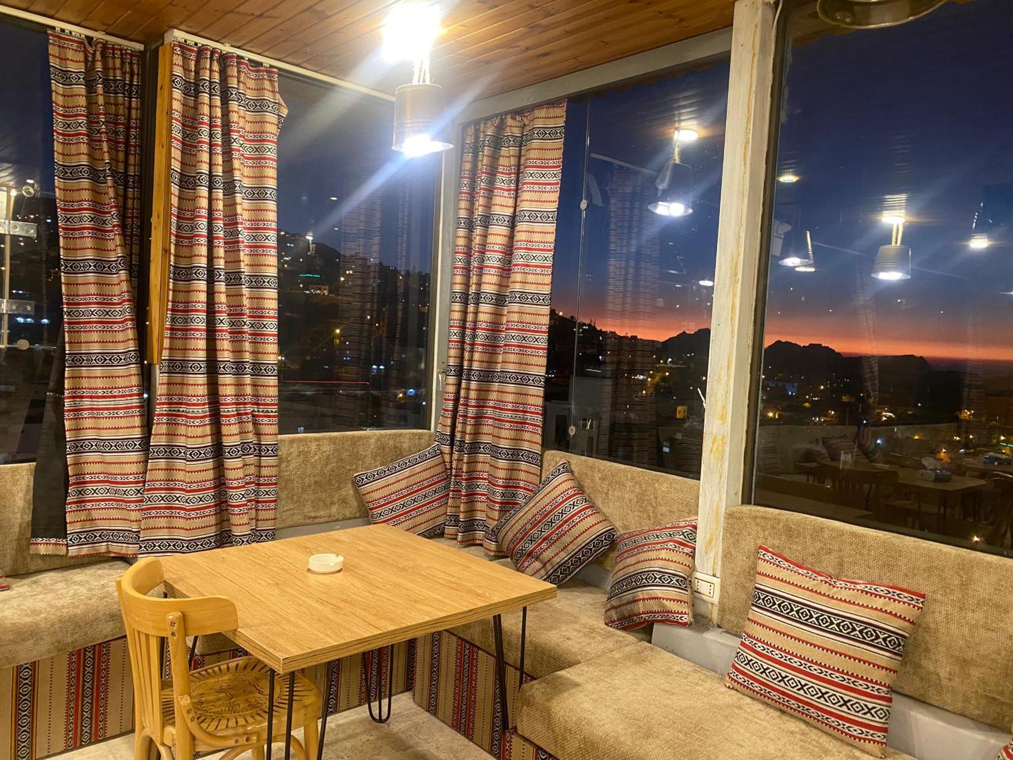 Raqeem Hotel Wadi Musa Bagian luar foto